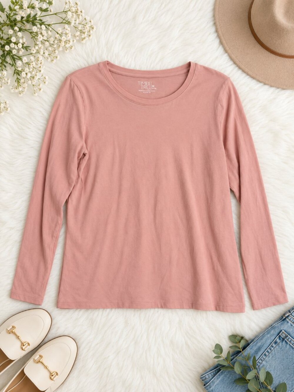 Time and Tru Size M Dusty Rose Pink Long Sleeve Crewneck Top Basic Tee